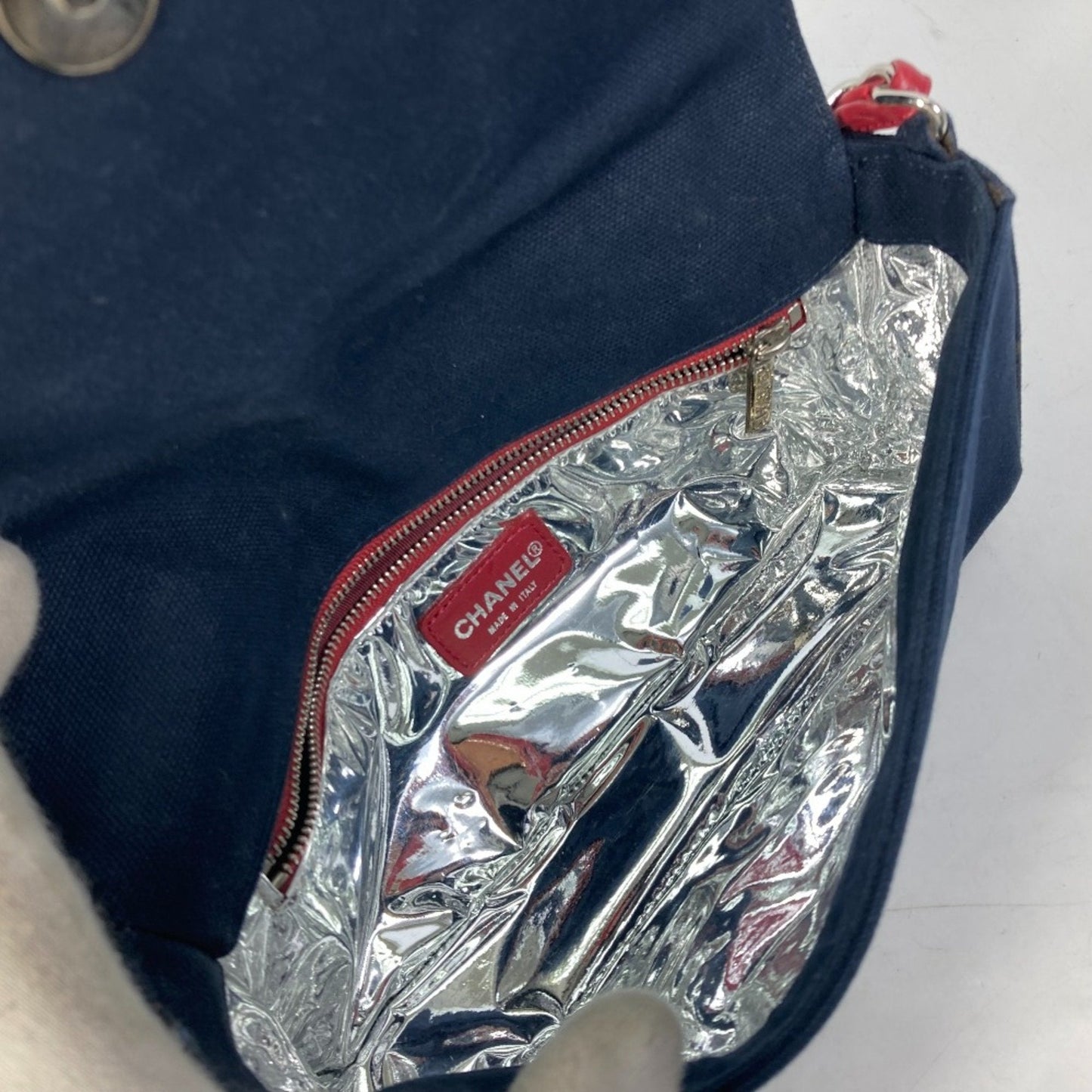 CHANEL Numero 5 Shoulder Bag