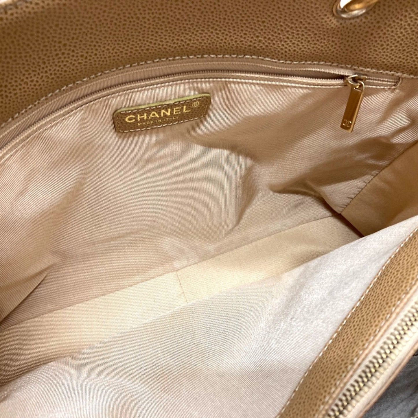 CHANEL Shopping Tote