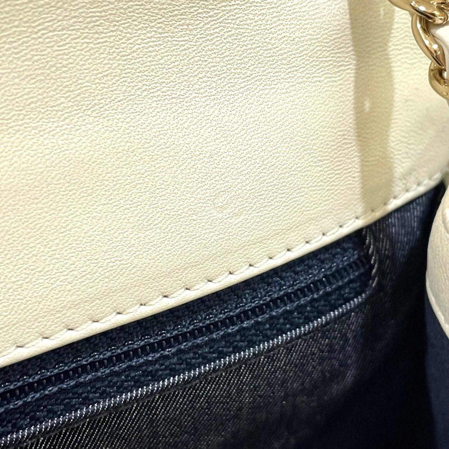 Top Quality Chanel Logo CC Shoulder Bag