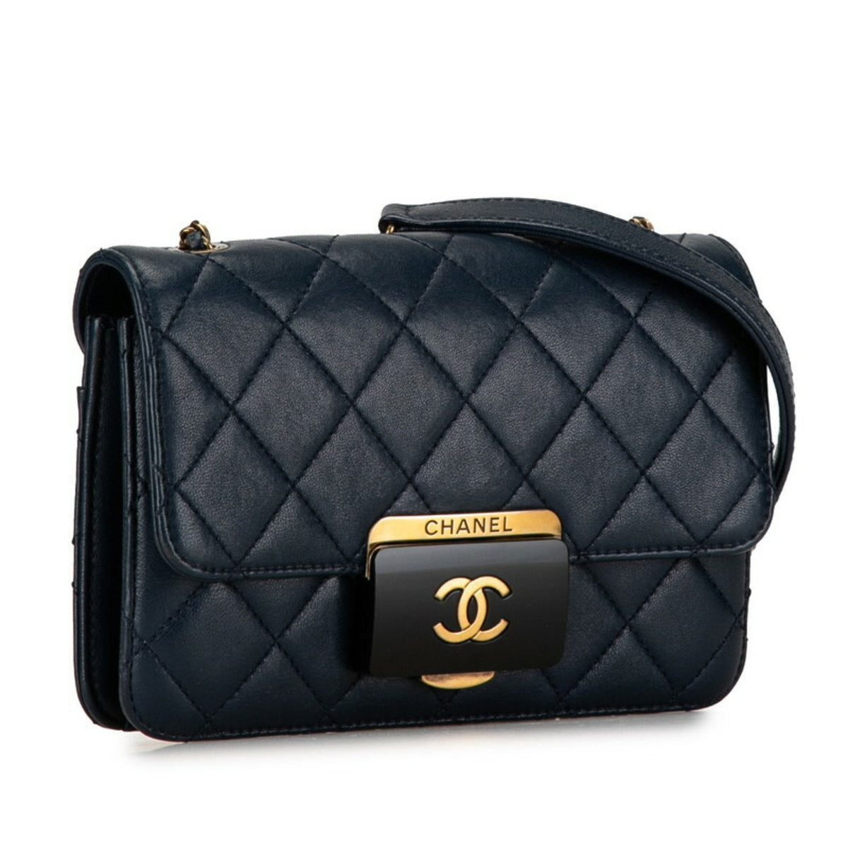 CHANEL Matelasse Shopper