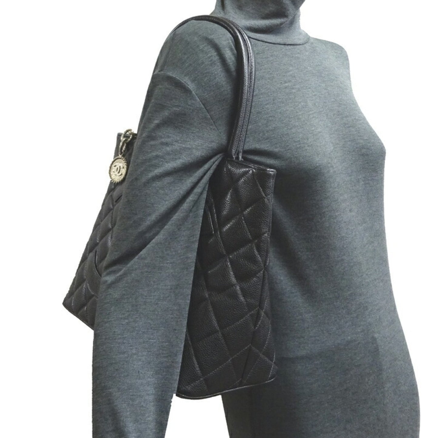 CHANEL Medaillon Tote