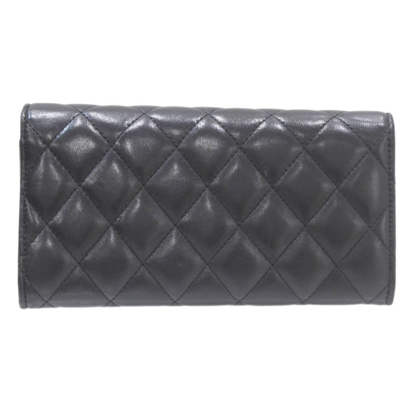 CHANEL Matelasse Wallet