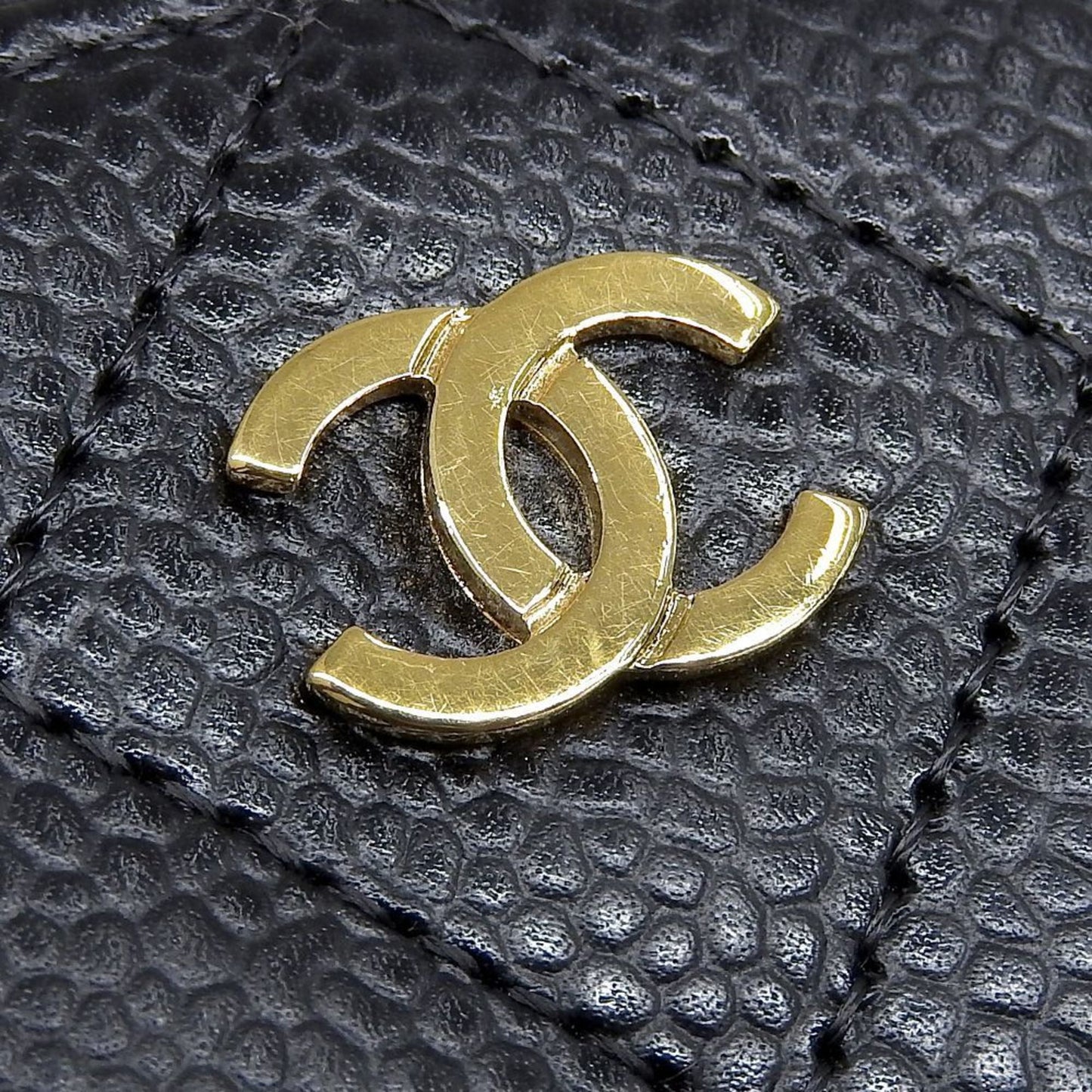 CHANEL Coco Mark Wallet