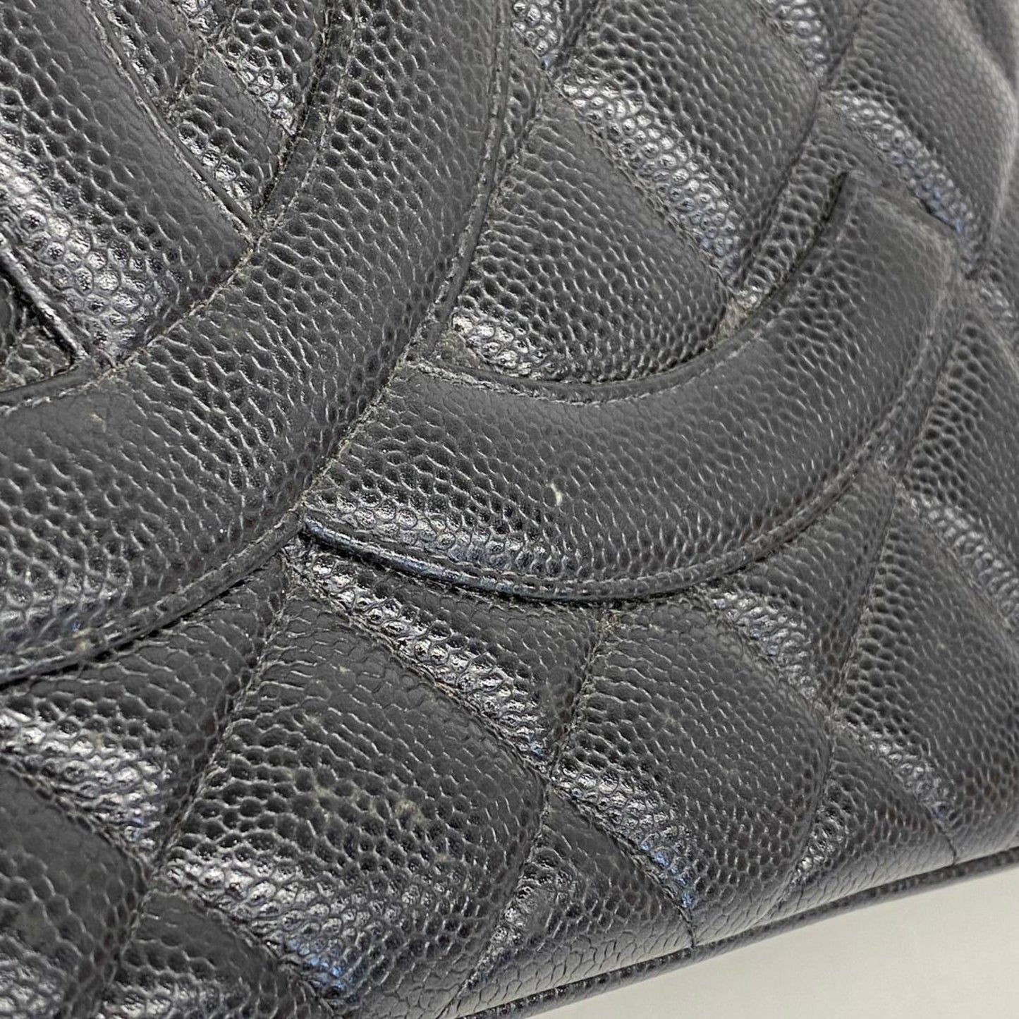 CHANEL Medaillon Tote