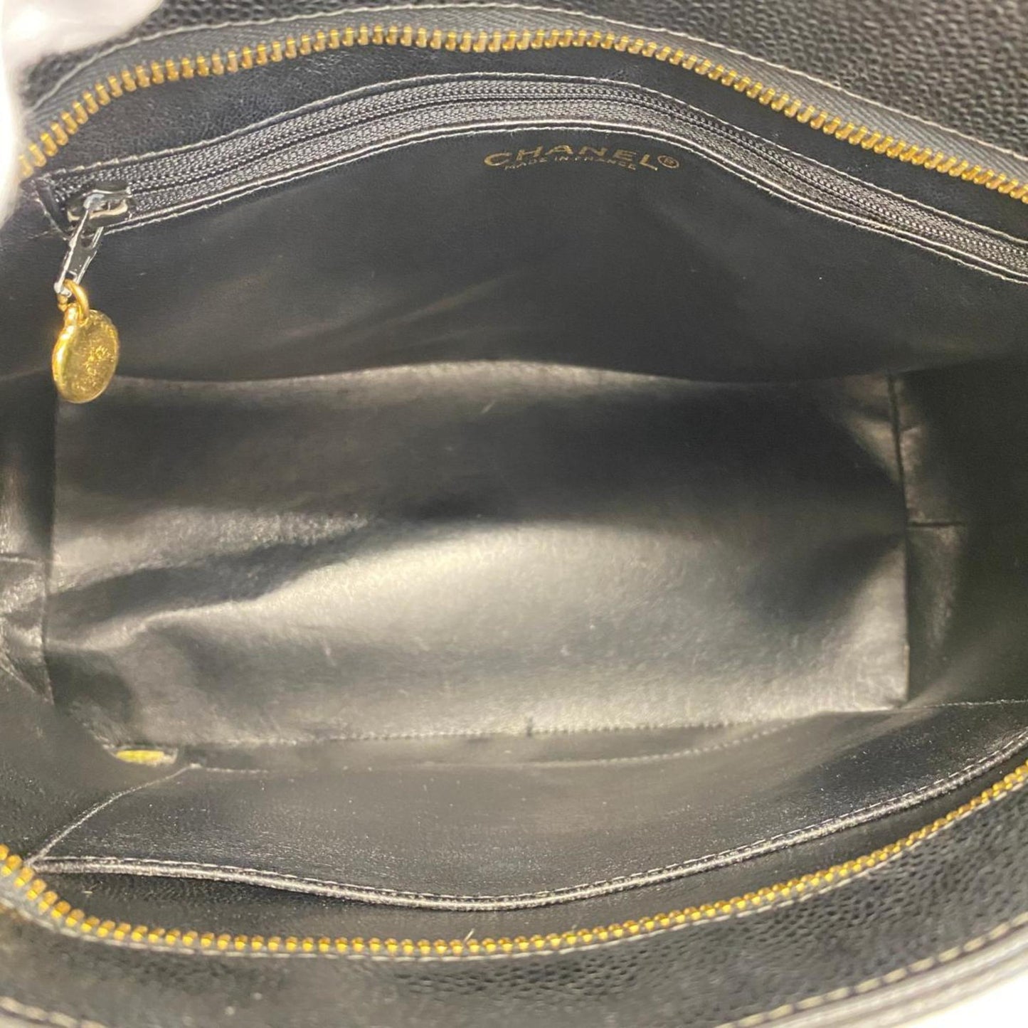 CHANEL Medaillon Tote