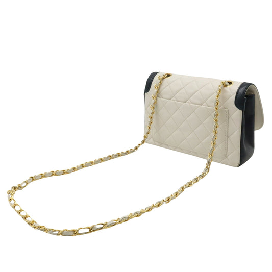 CHANEL Matelasse Shoulder Bag