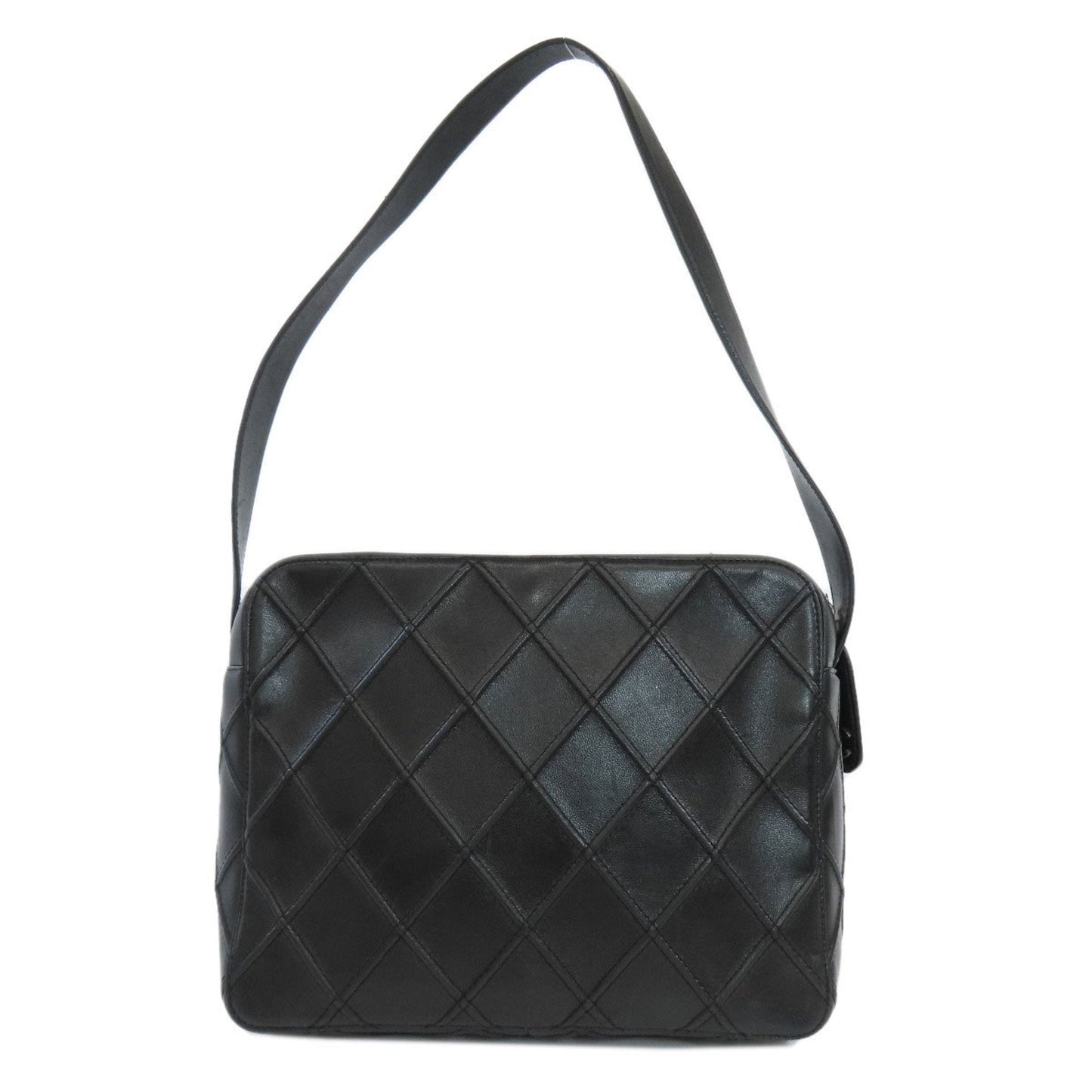 CHANEL Matelasse Shoulder Bag