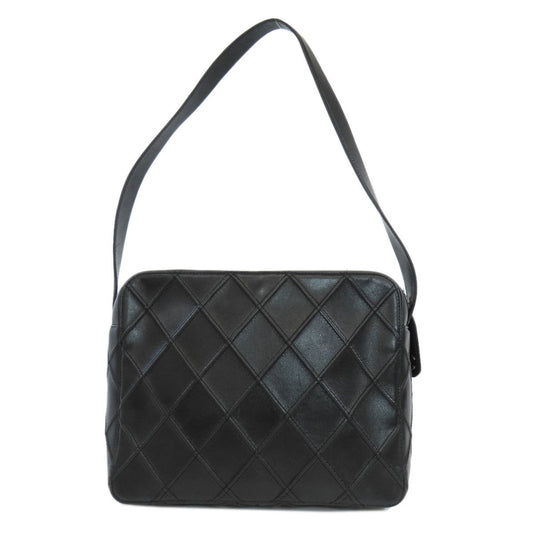 CHANEL Matelasse Shoulder Bag