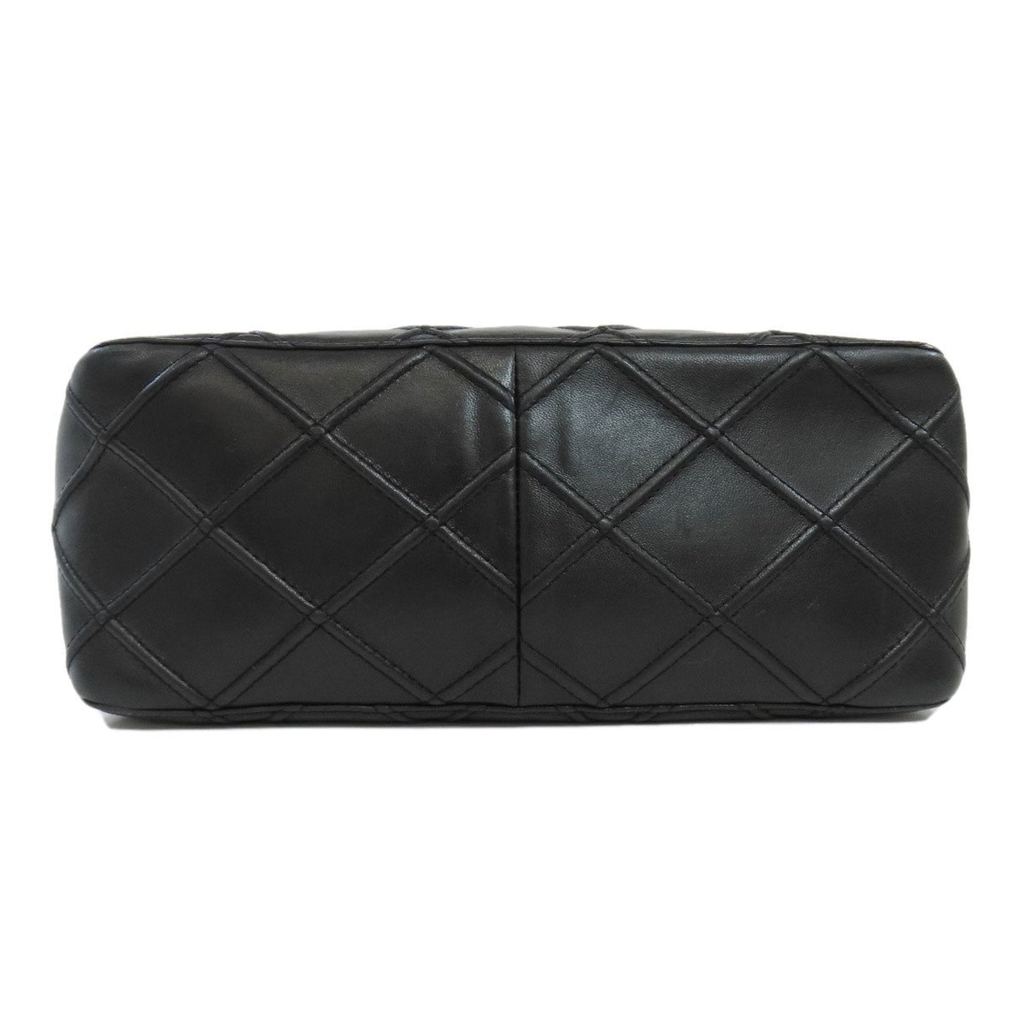 CHANEL Matelasse Shoulder Bag