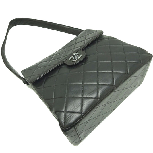 CHANEL Matelasse Shoulder Bag