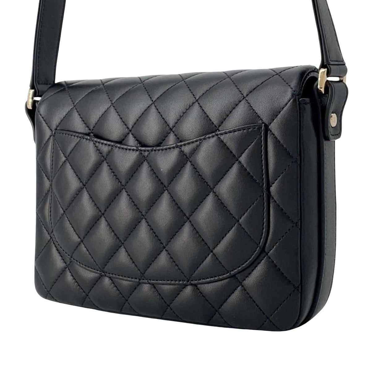 CHANEL Matelasse Shopper