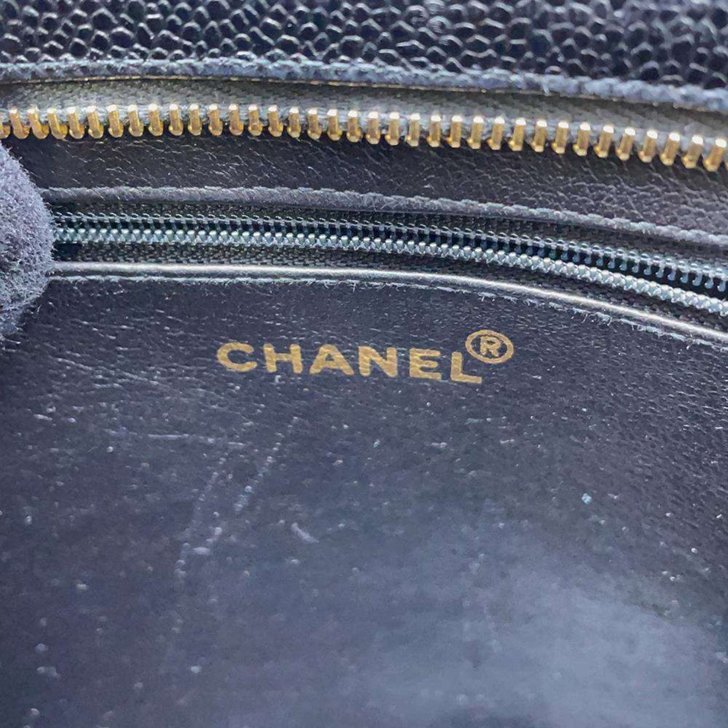 CHANEL Medaillon Tote