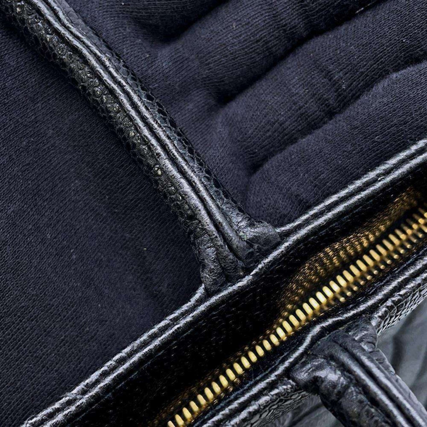 CHANEL Medaillon Tote