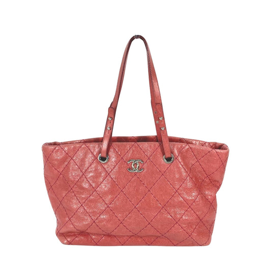 Top Quality Chanel On the road Shoulder Bag