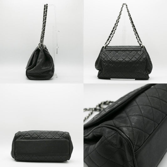 CHANEL Matelasse Shoulder Bag