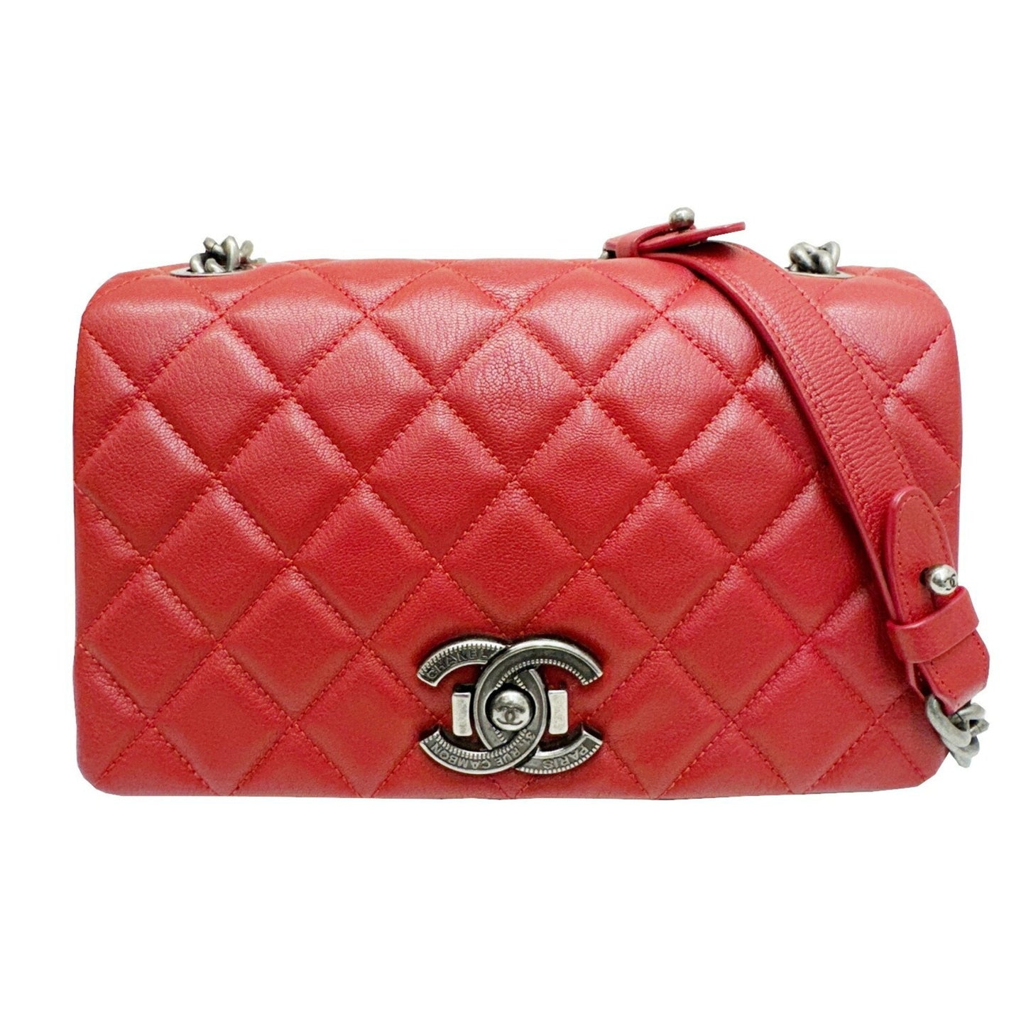 CHANEL Matelasse Shoulder Bag