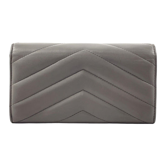CHANEL Medaillon Wallet