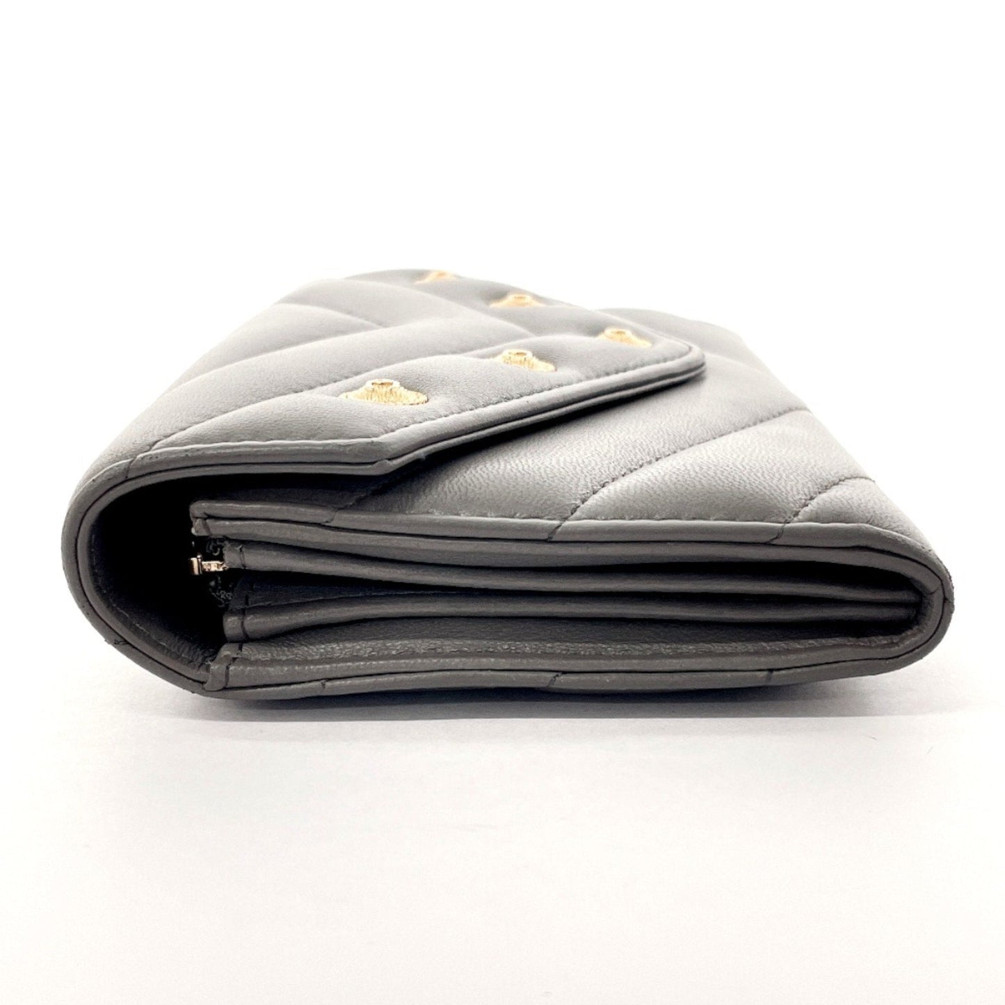 CHANEL Medaillon Wallet