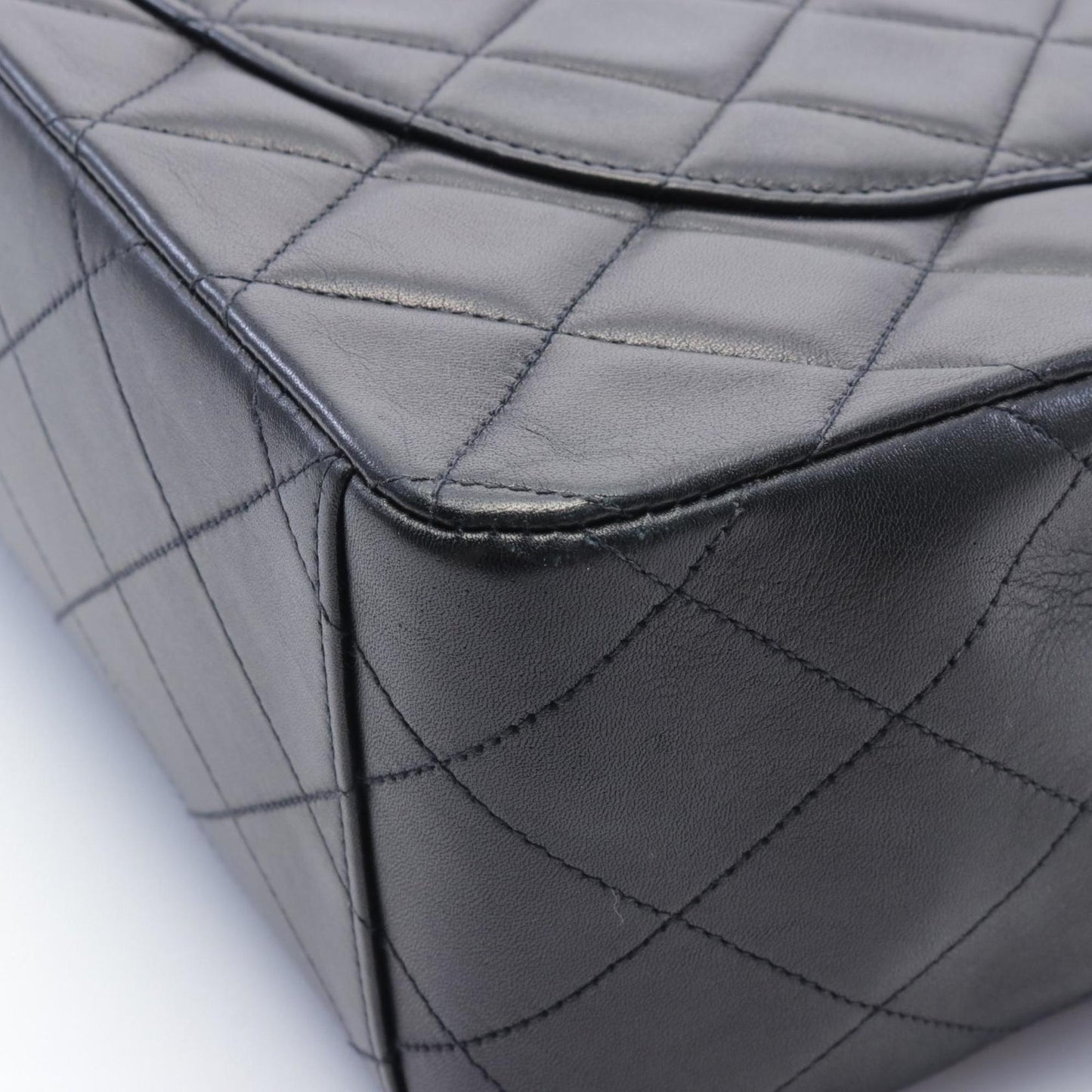 Top Quality Chanel Jumbo Shoulder Bag