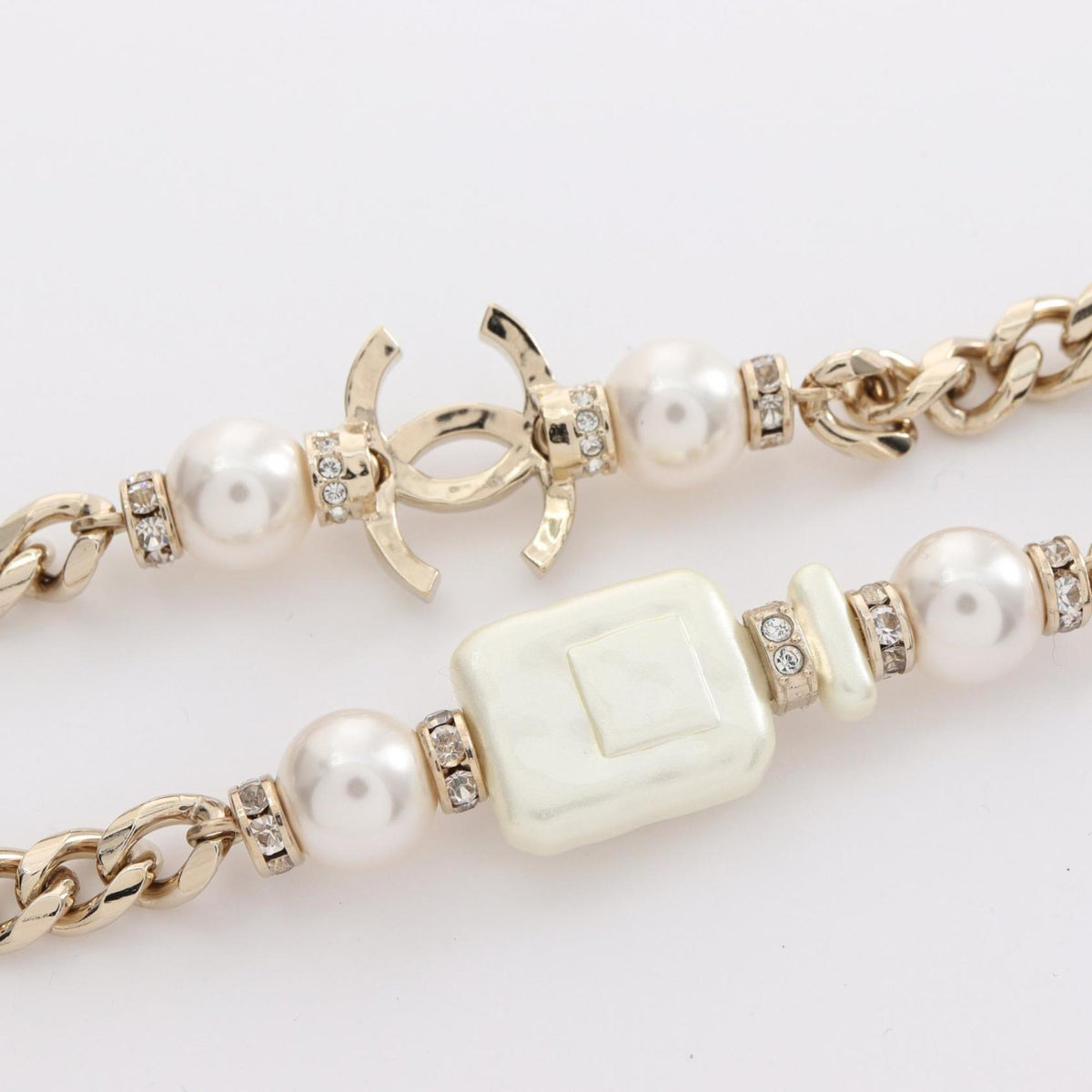 Top Quality Chanel Numero 5 Necklace