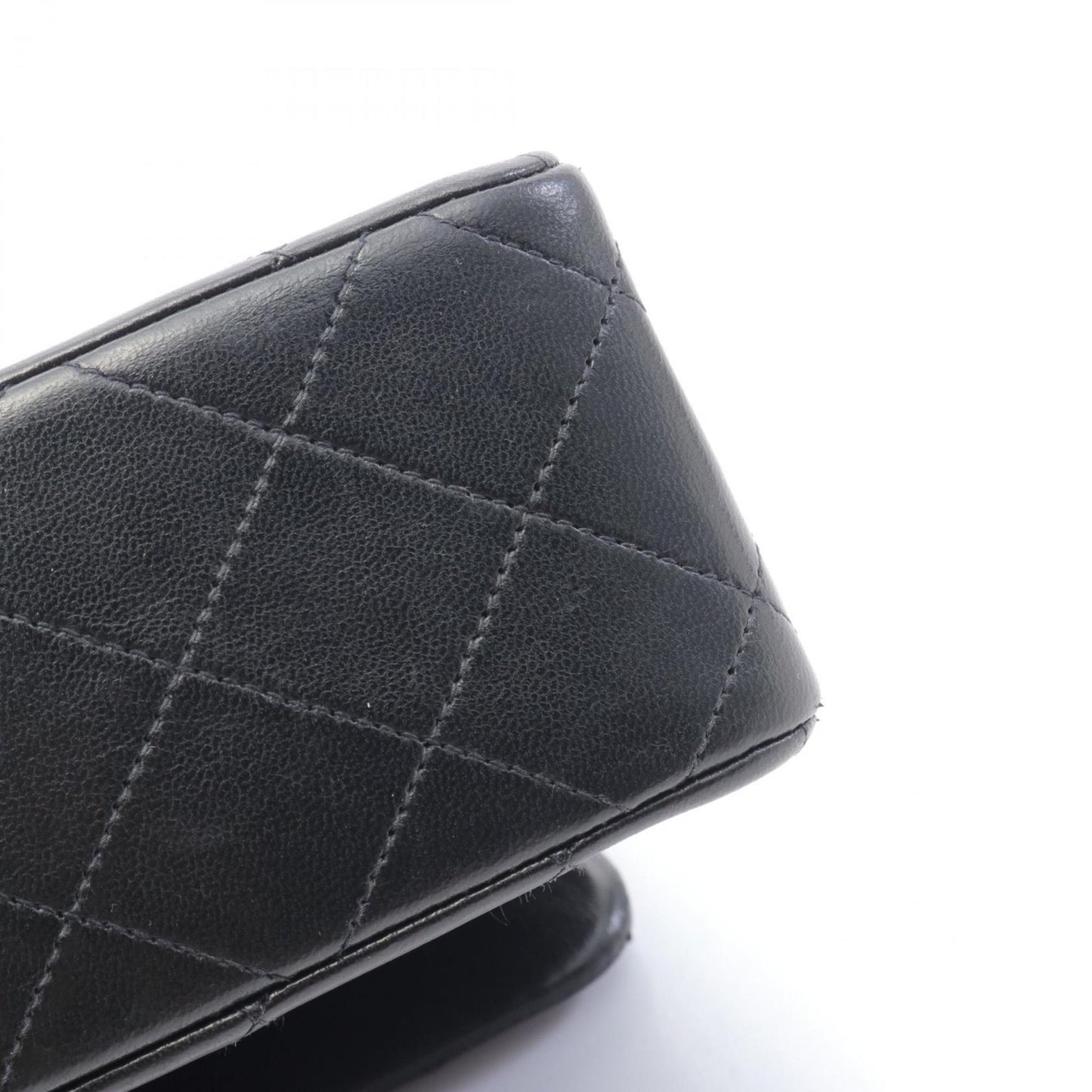CHANEL Matelasse Shoulder Bag
