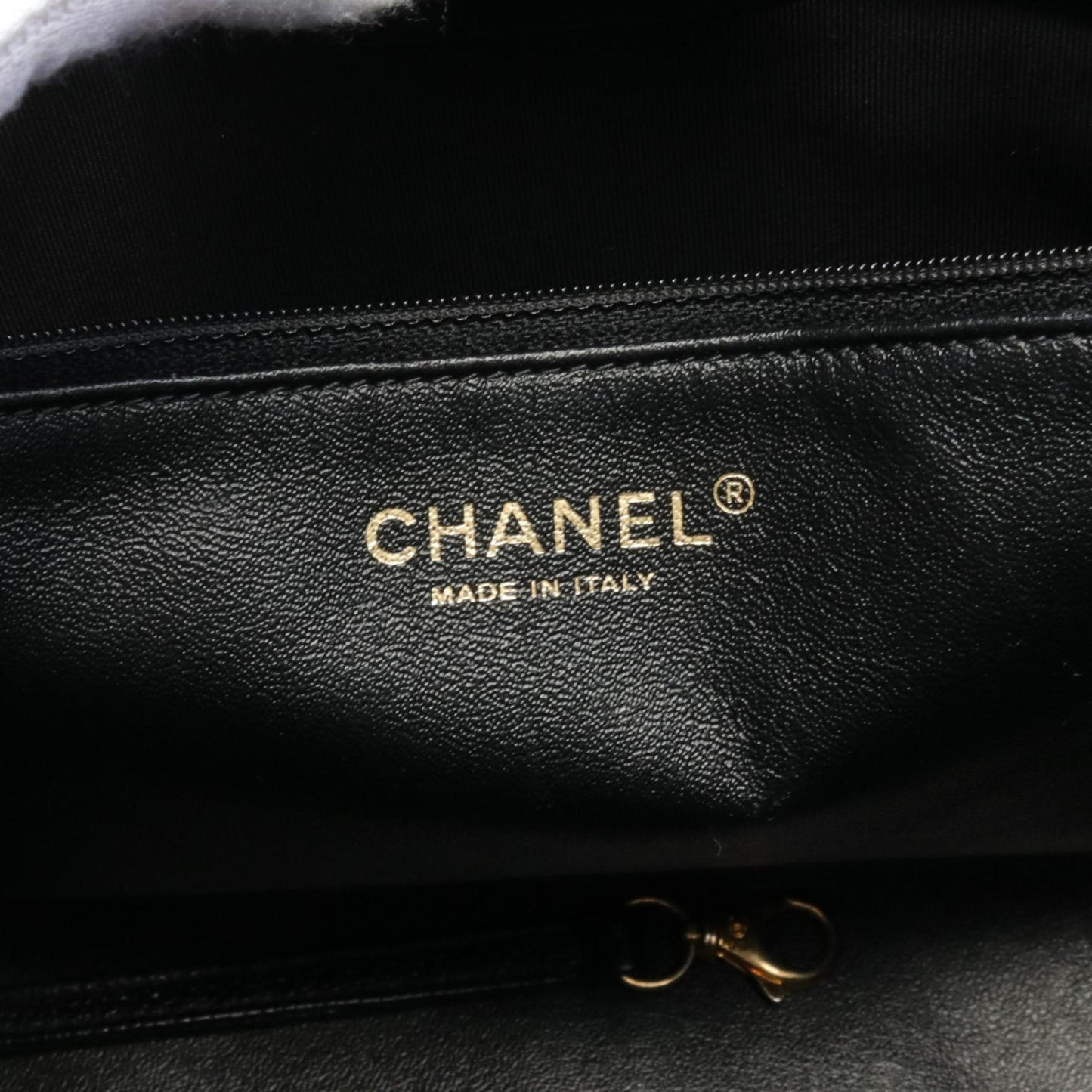 CHANEL Shopping Shoulder Bag