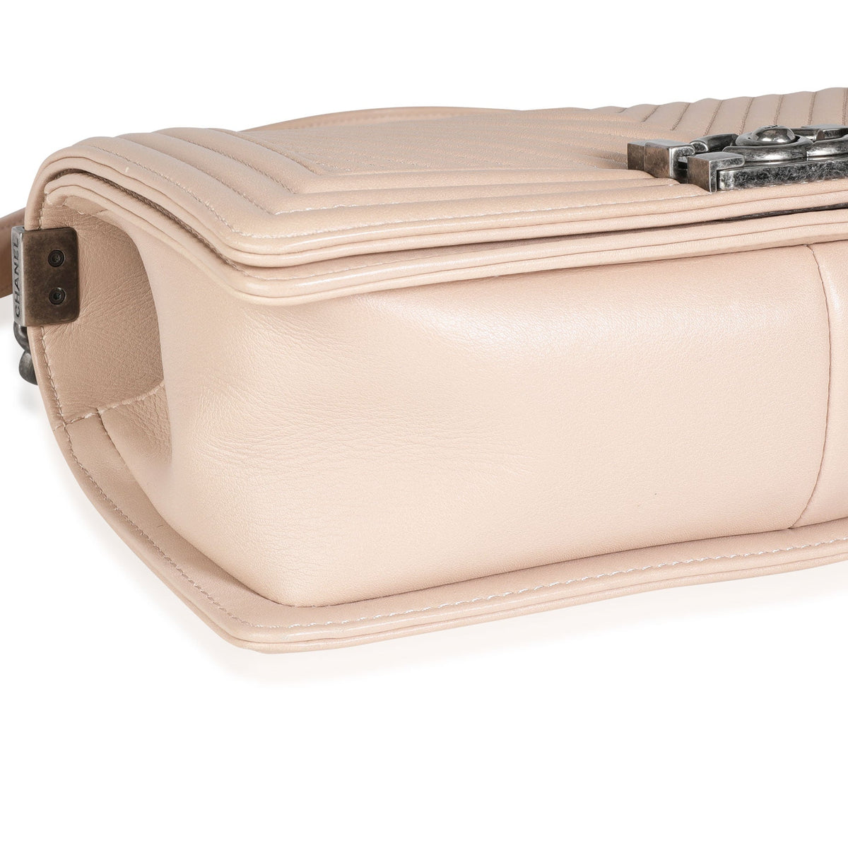Top Quality Chanel Light Beige Chevron Quilted Lambskin Medium Boy Bag