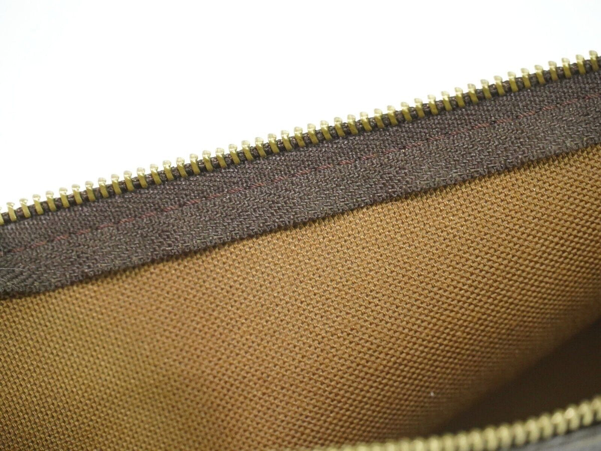 LOUIS VUITTON Pochette accessoires Clutch Bag