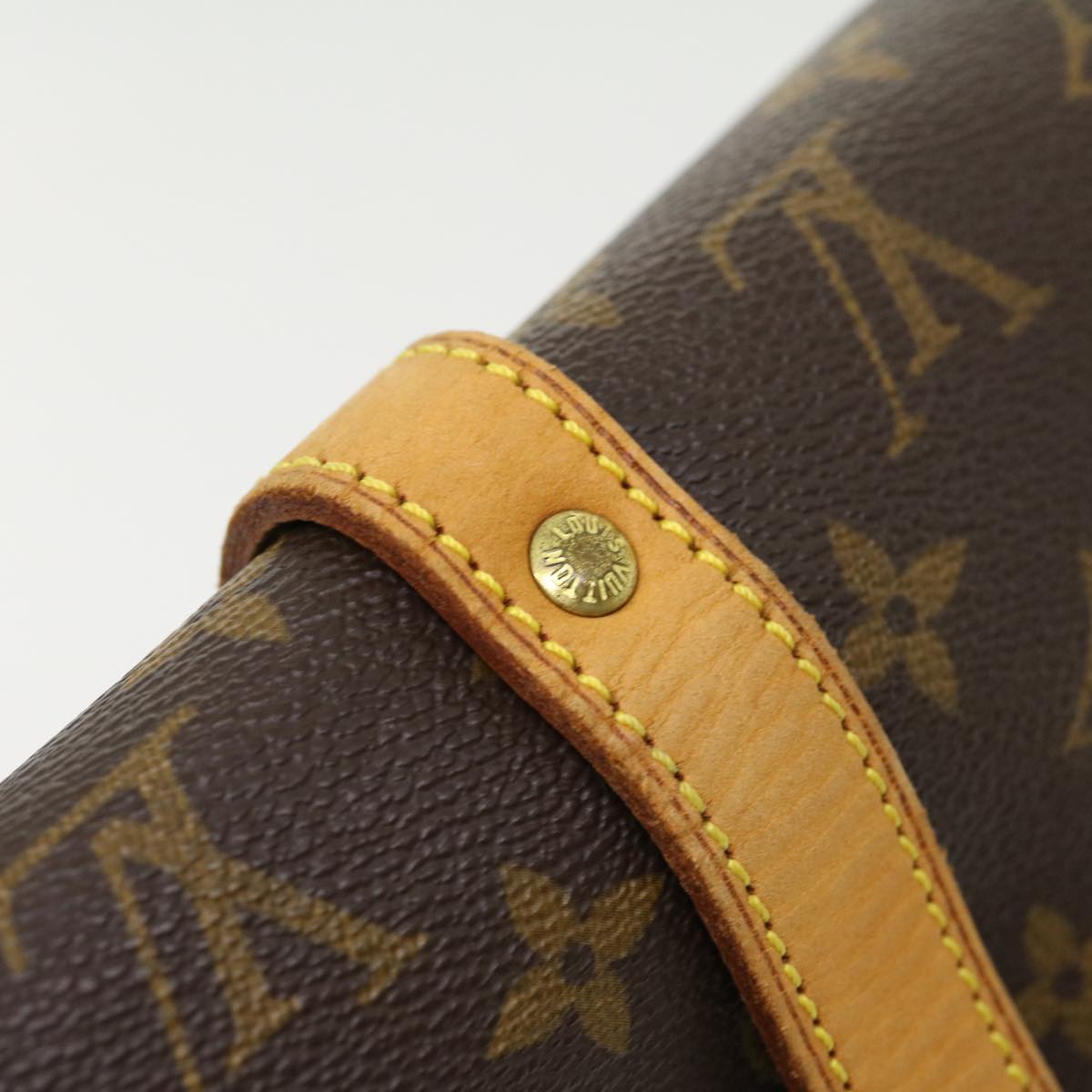 Louis Vuitton Saumur 30 Shoulder Bag