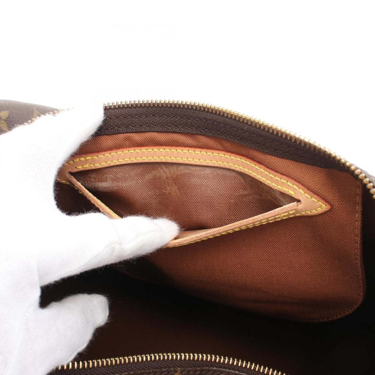 LOUIS VUITTON Speedy 40 Handbag