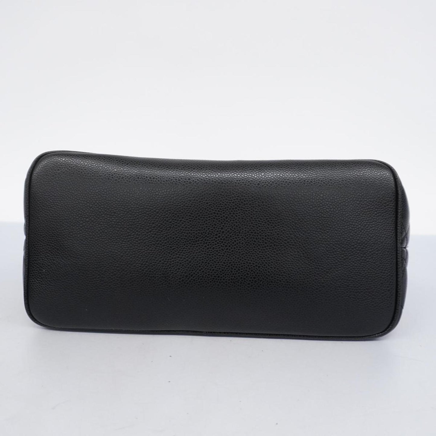 CHANEL Medaillon Tote