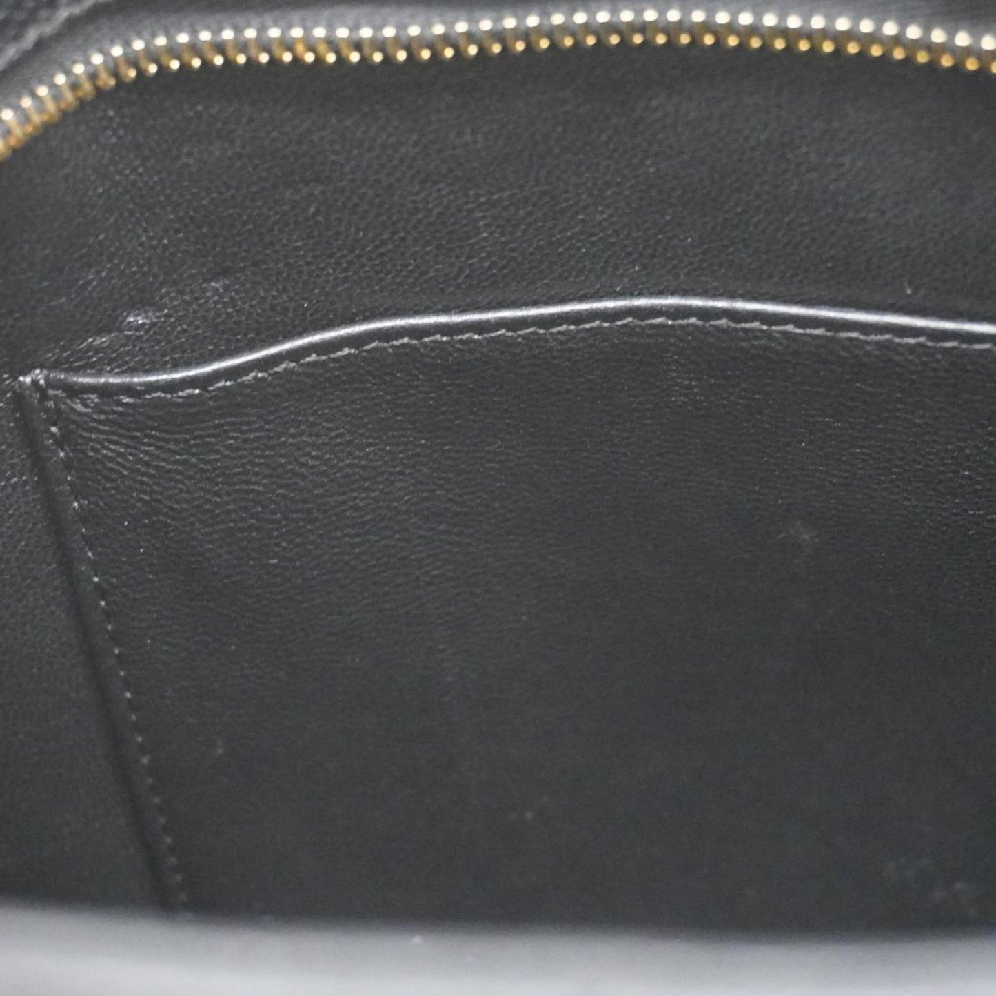 CHANEL Medaillon Tote