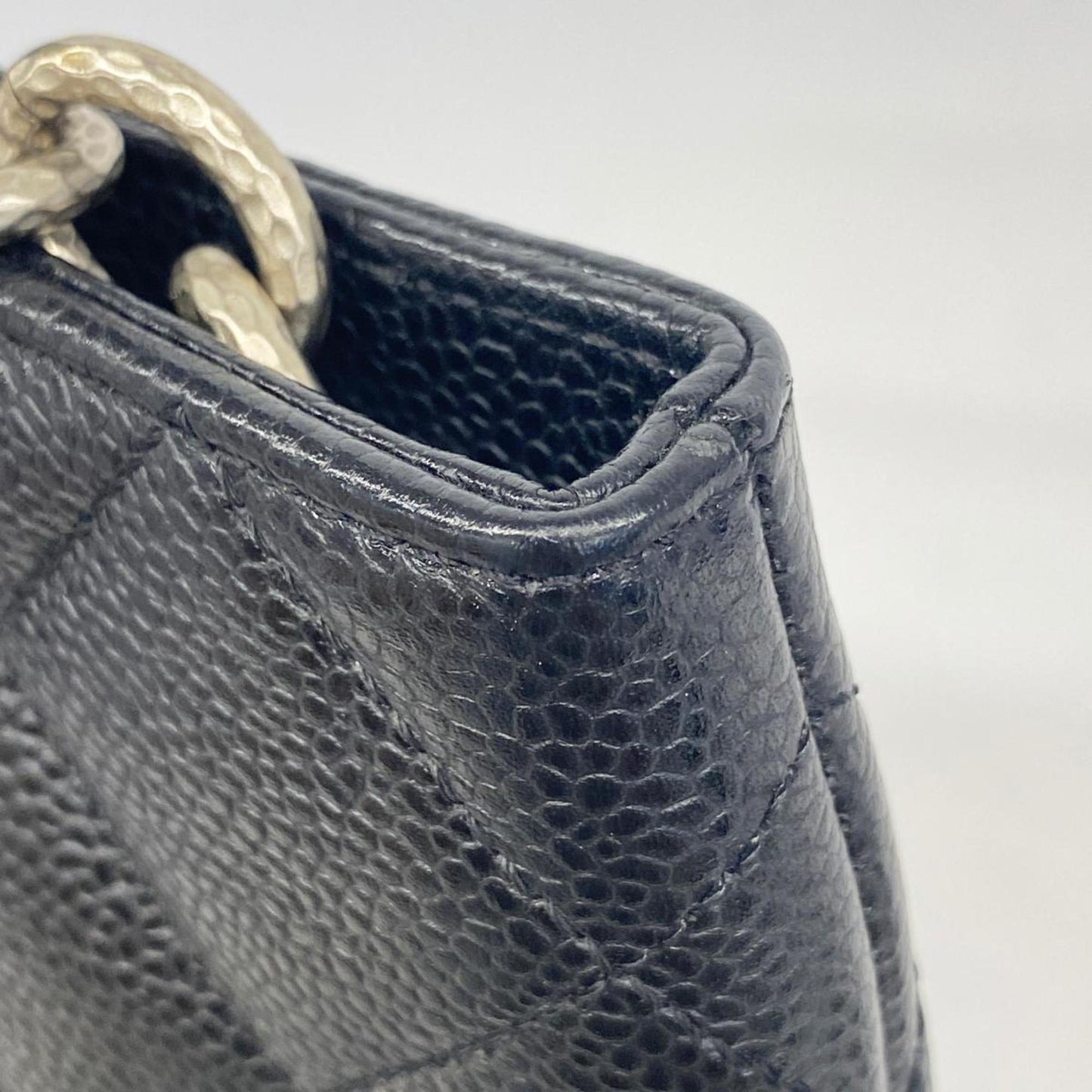 CHANEL Medaillon Tote