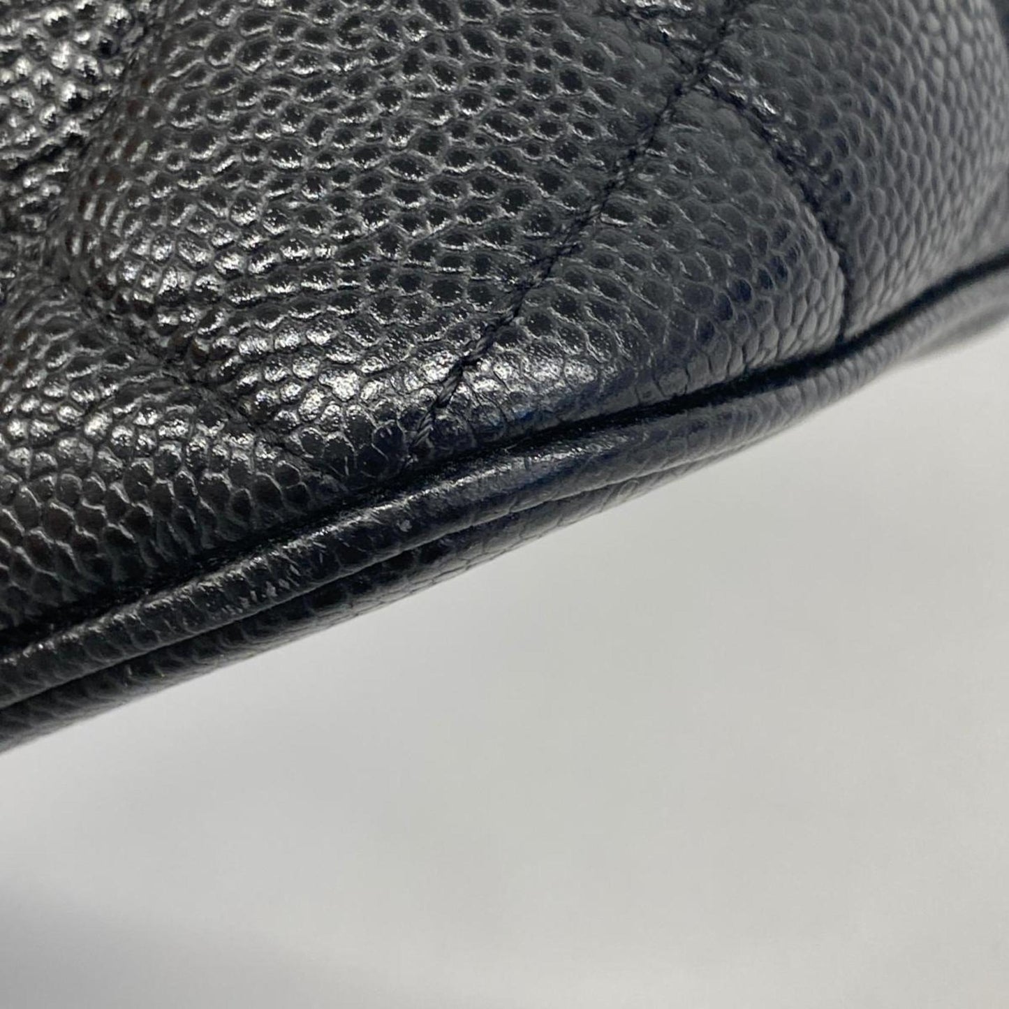 CHANEL Medaillon Tote