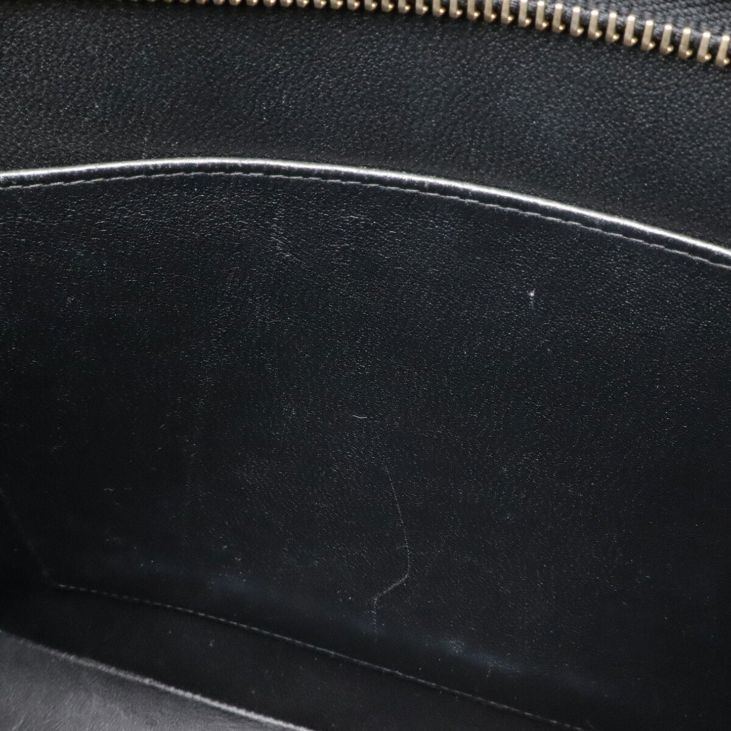 CHANEL Medaillon Tote