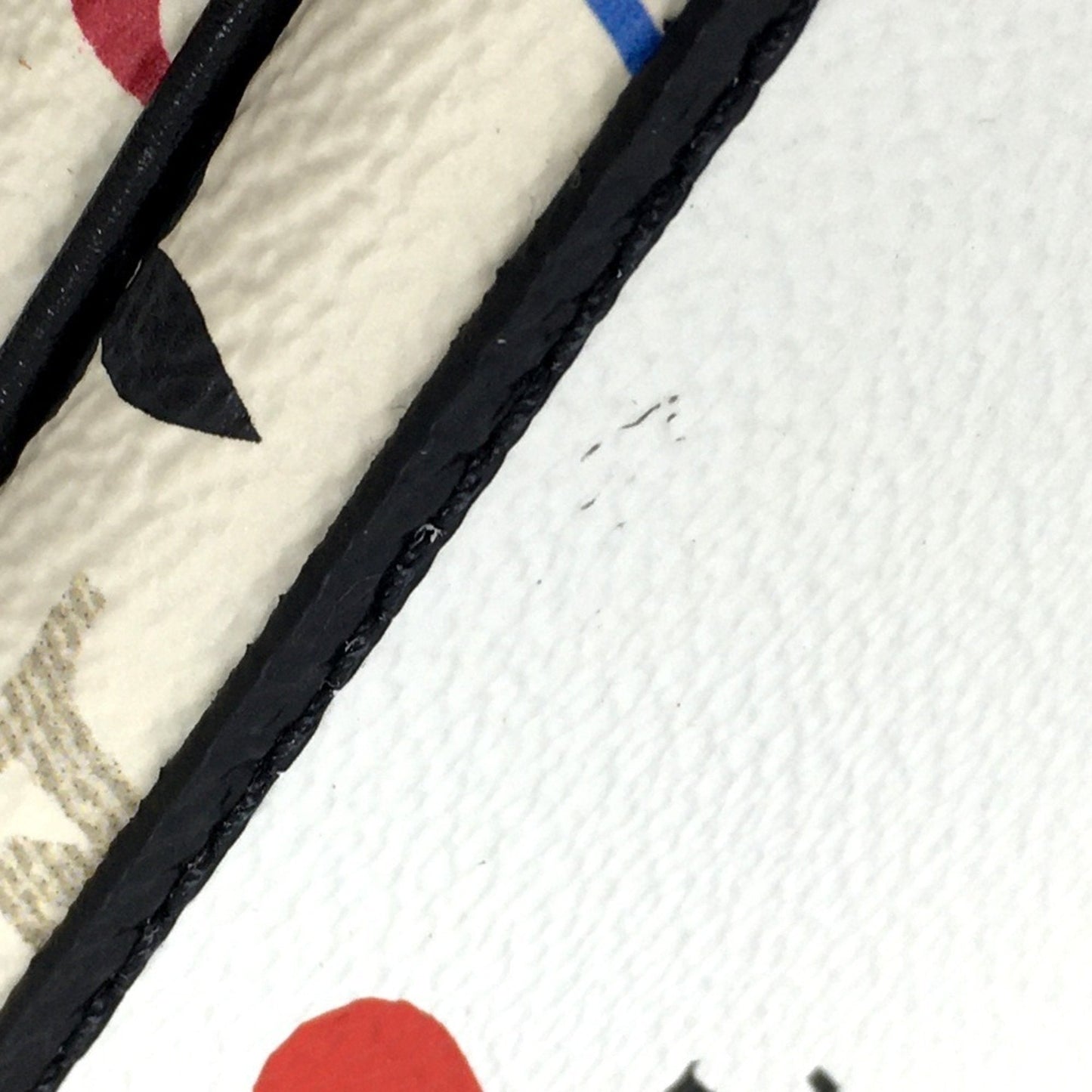 LOUIS VUITTON Neverfull MM Tote