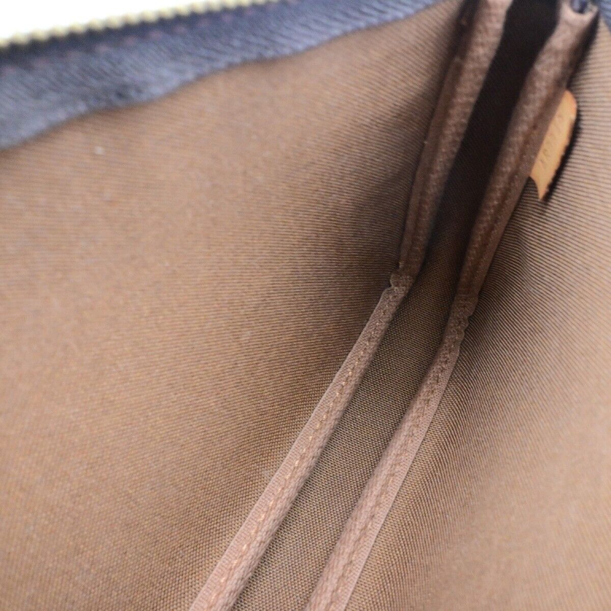 LOUIS VUITTON Pochette accessoires Handbag