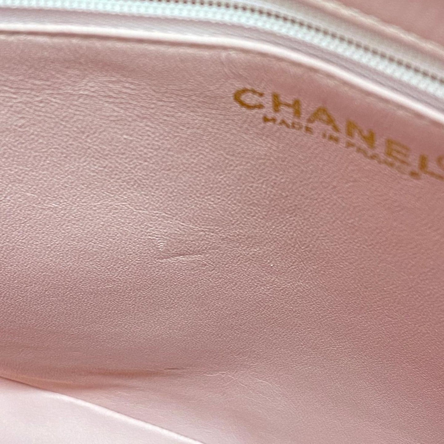 CHANEL Medaillon Tote