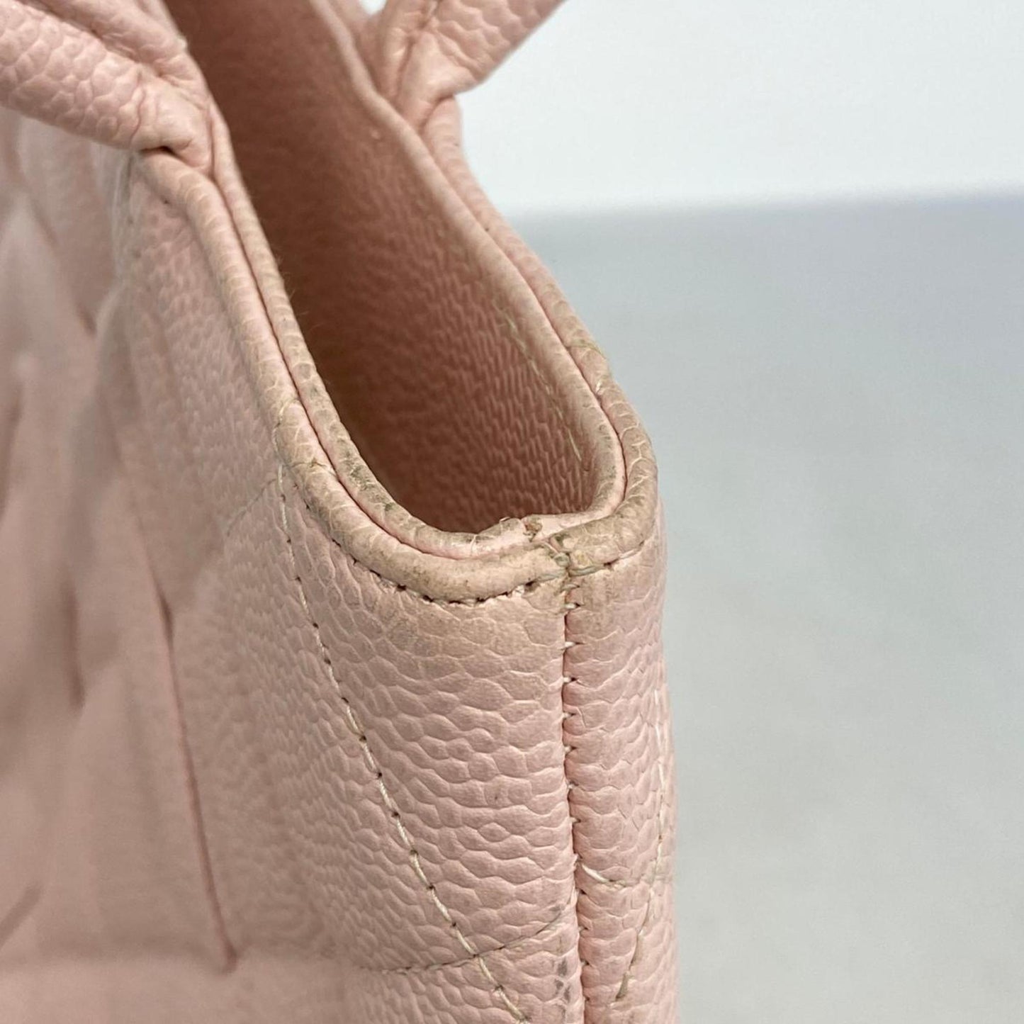 CHANEL Medaillon Tote