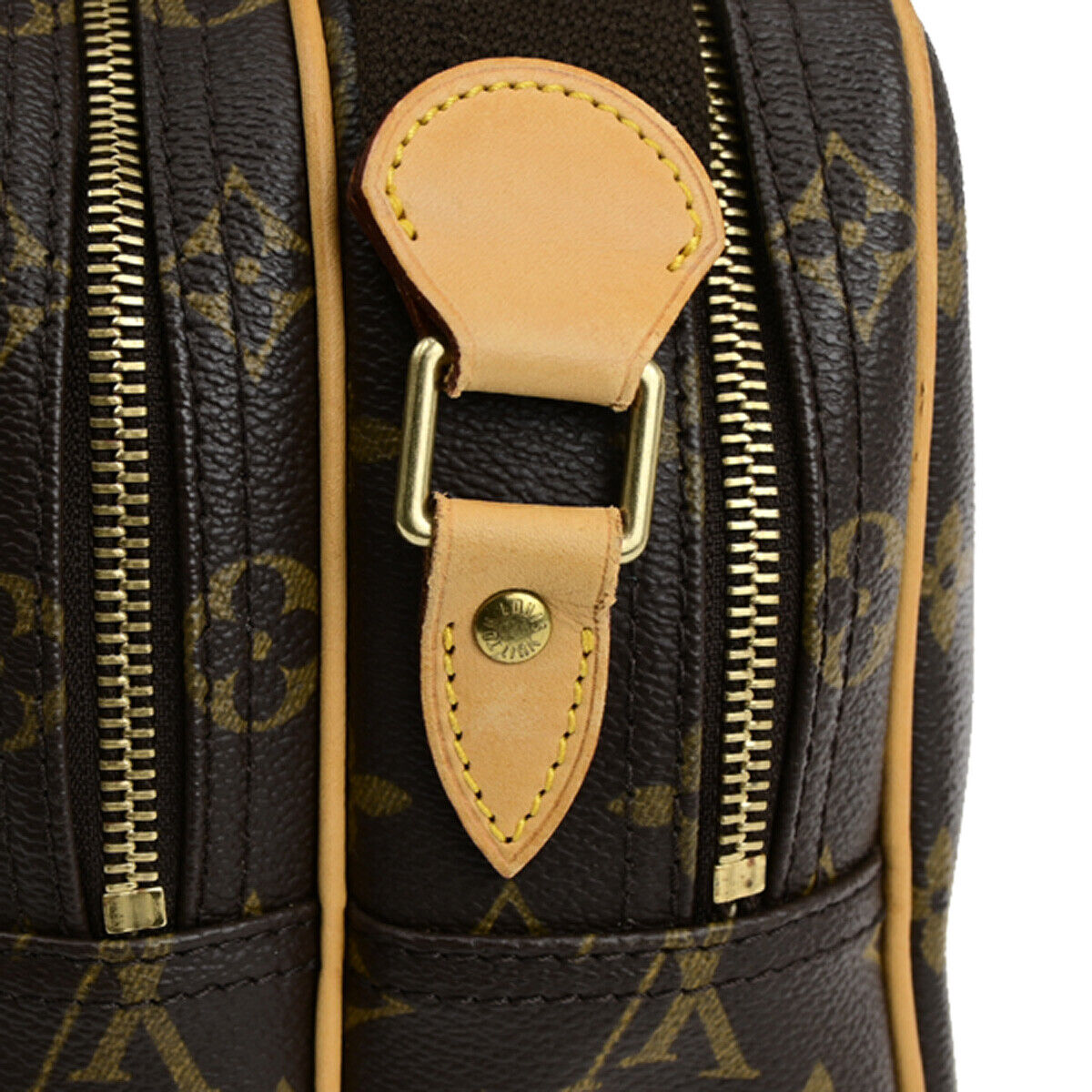 LOUIS VUITTON Reporter pm Shoulder Bag