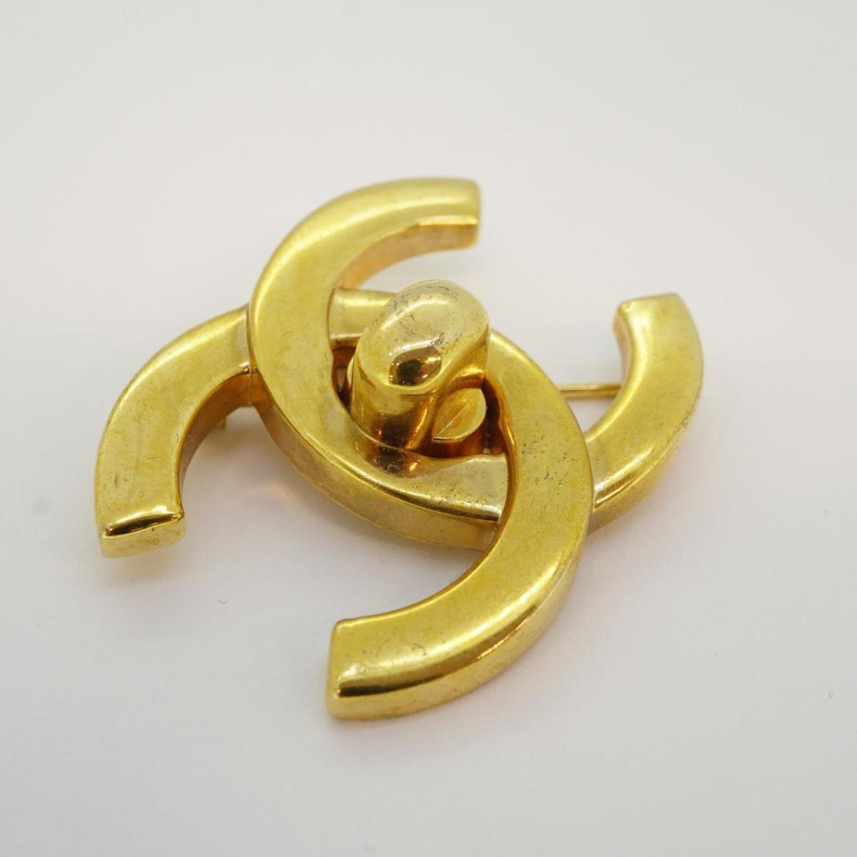 Top Quality Chanel Logo CC Brooch
