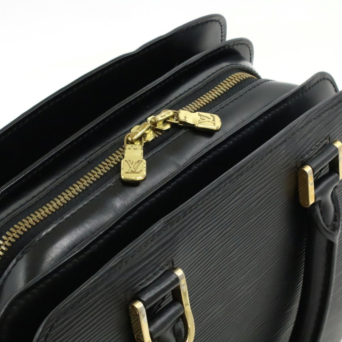LOUIS VUITTON Pont Neuf Handbag