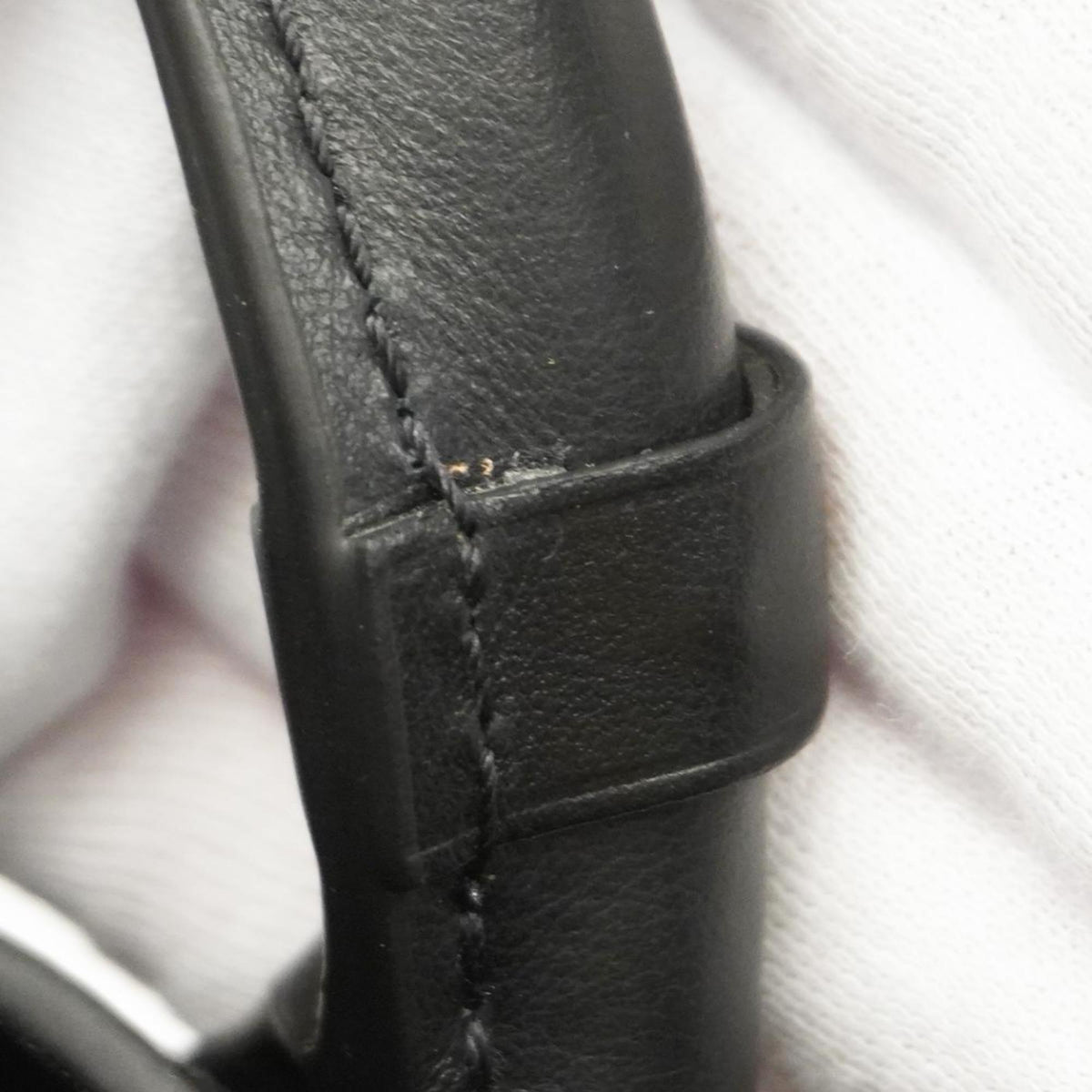 LOUIS VUITTON On my Side Handbag