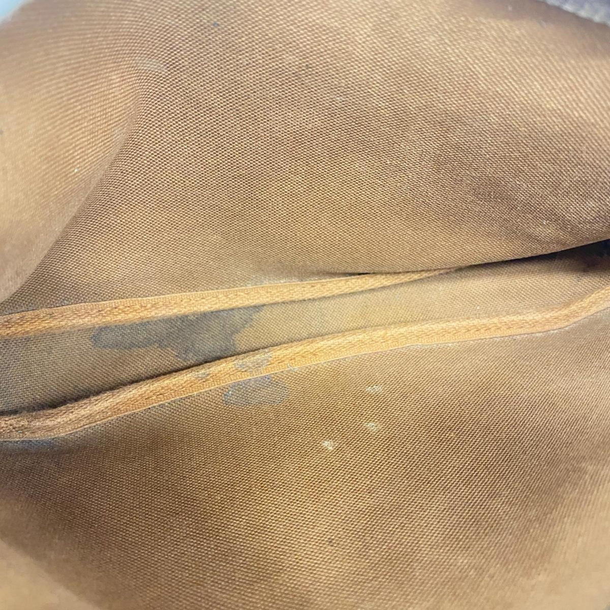 LOUIS VUITTON Pochette accessoires Clutch Bag