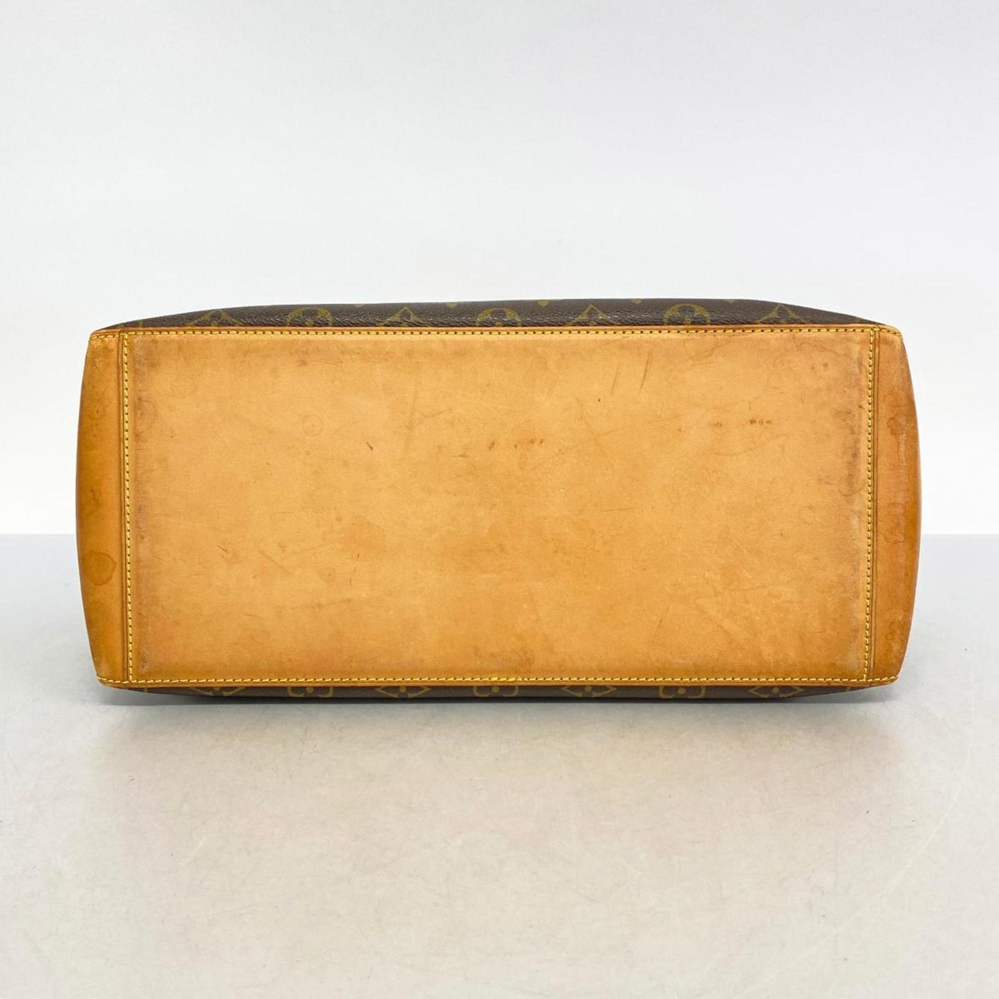 LOUIS VUITTON Mezzo Tote