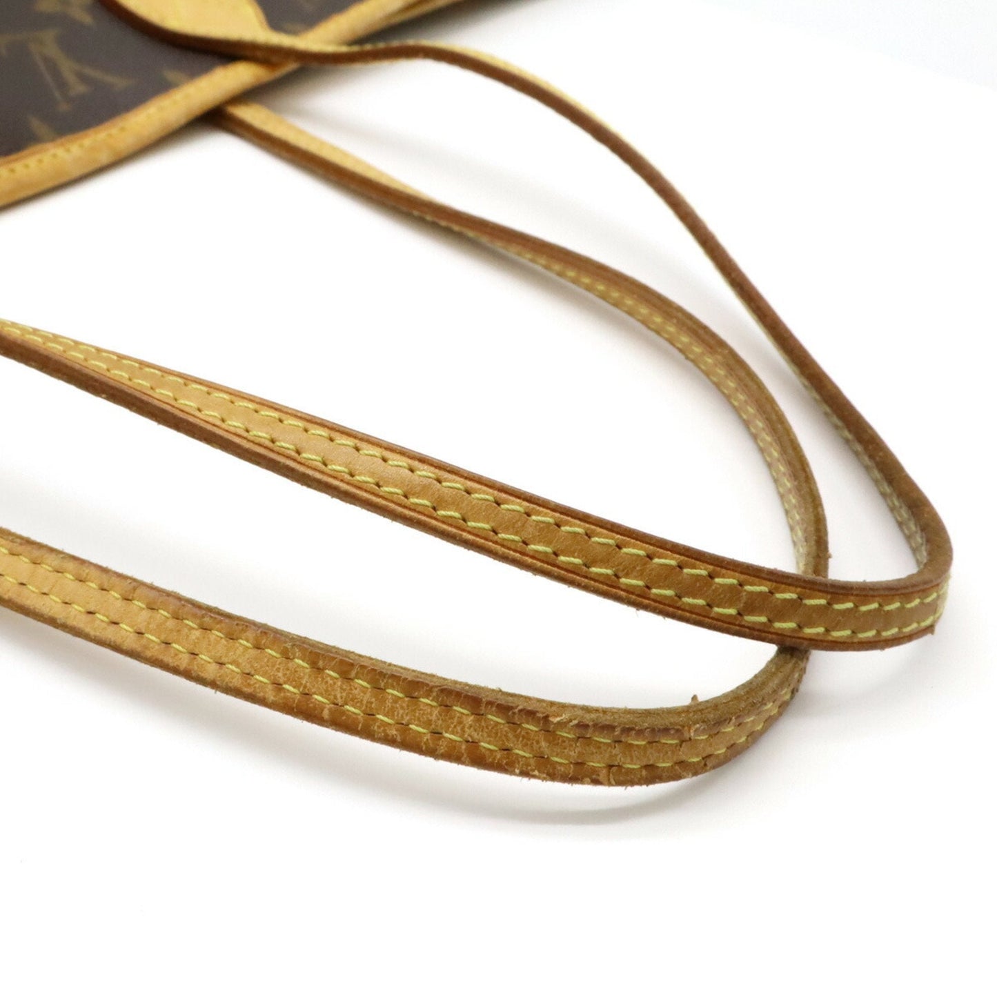 LOUIS VUITTON Neverfull MM Tote