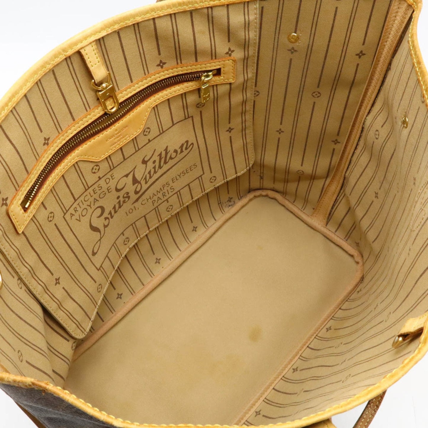 LOUIS VUITTON Neverfull MM Tote