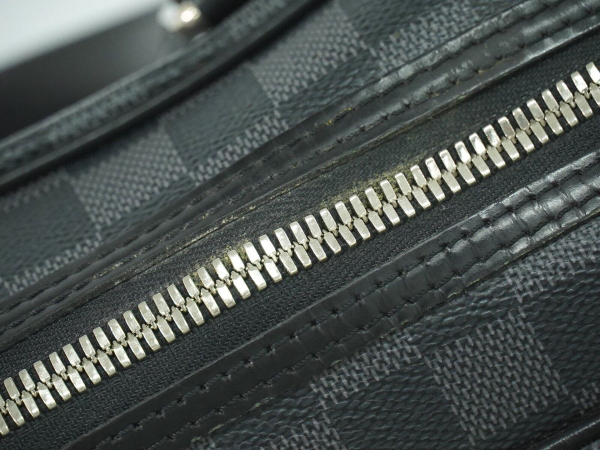 LOUIS VUITTON yoon Briefcases & Attaches