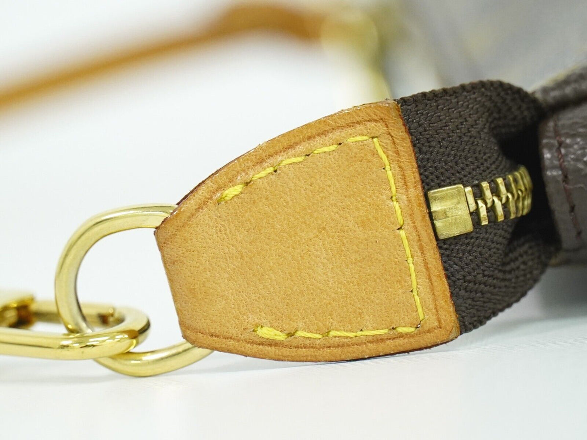 LOUIS VUITTON Pochette Accessoire Clutch Bag
