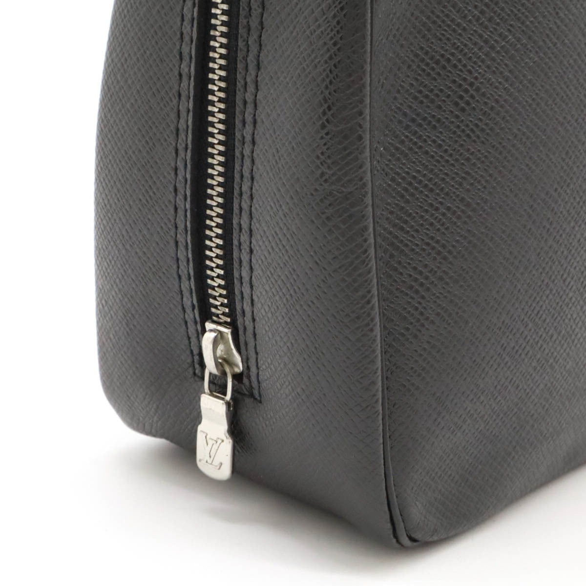 LOUIS VUITTON Trousse de Toilette Clutch Bag